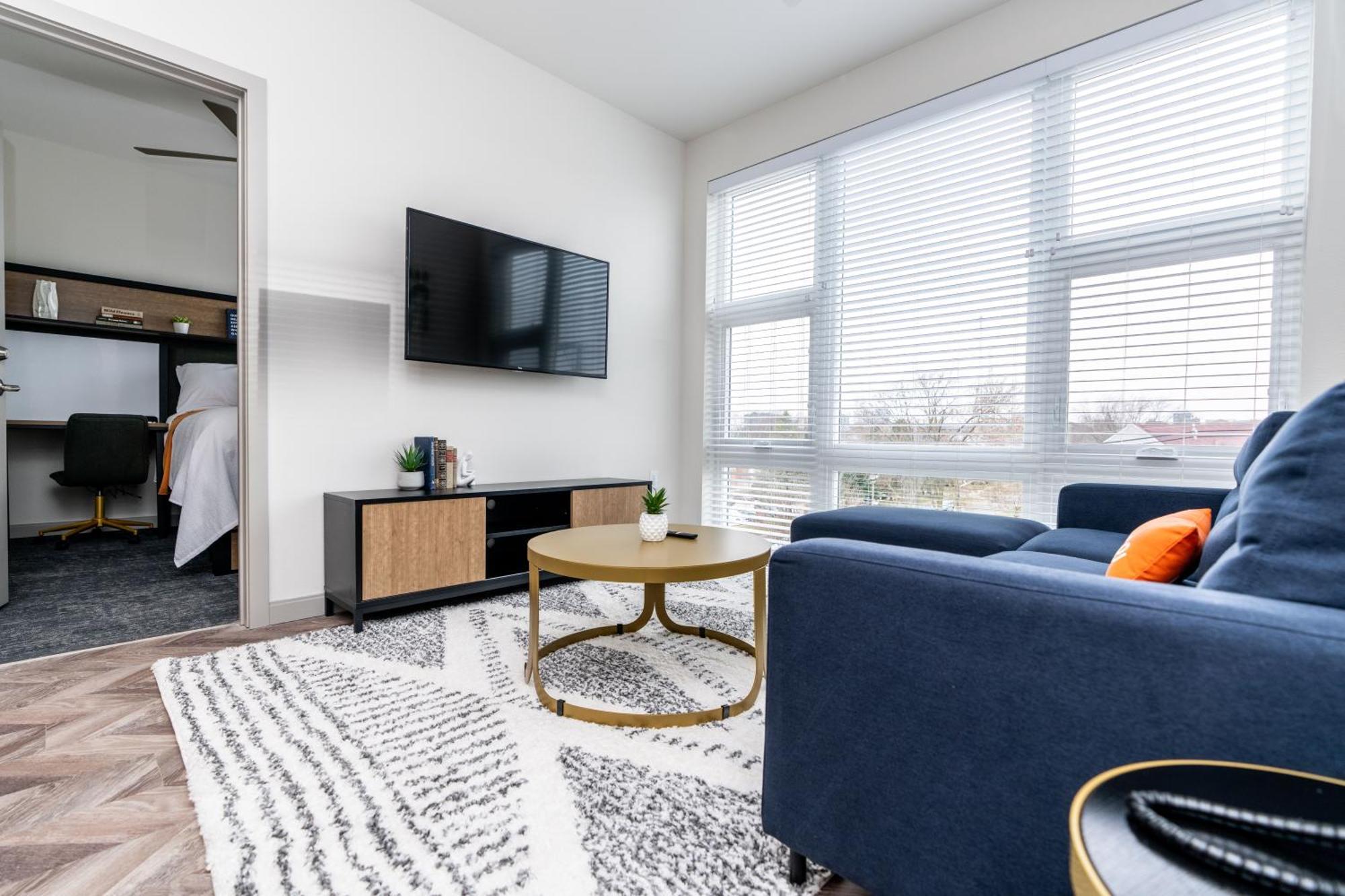 Yugo Guest Suites Urbana Exterior foto